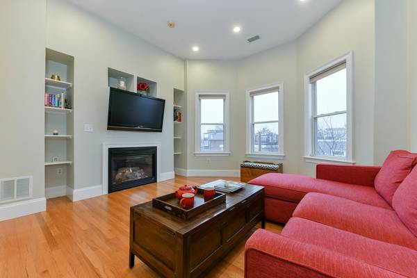 720 East 8th Street #3, Boston, MA 02127