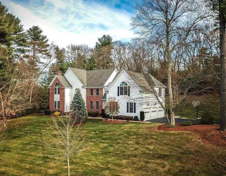 12 Bertis Adams Way, Westborough, MA 01581