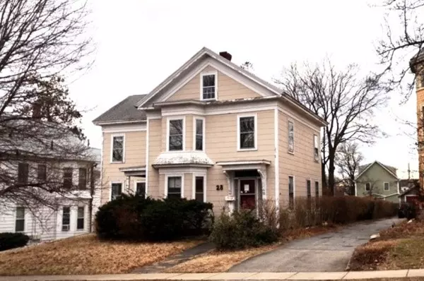 28 Pleasant St, Marlborough, MA 01752