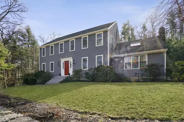 70 Cross Creek Lane, Duxbury, MA 02332