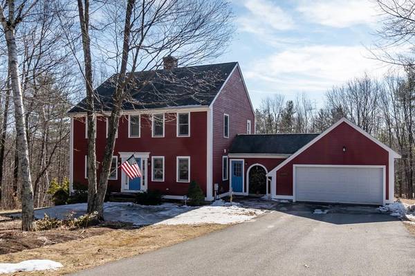 24 Elliott Rd, Sterling, MA 01564