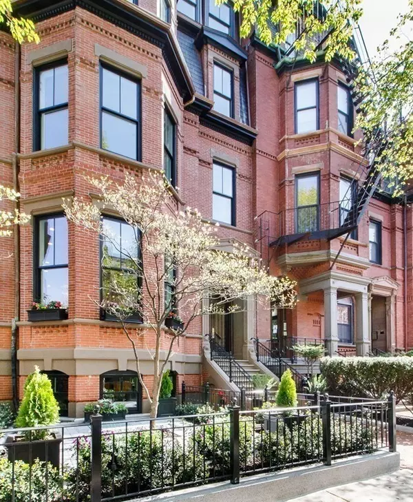 361 Beacon Street #3, Boston, MA 02116