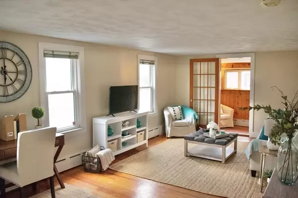 Acushnet, MA 02743,19 Jean Street