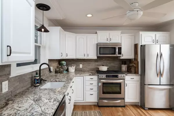 Milton, MA 02186,26 Buckingham Rd