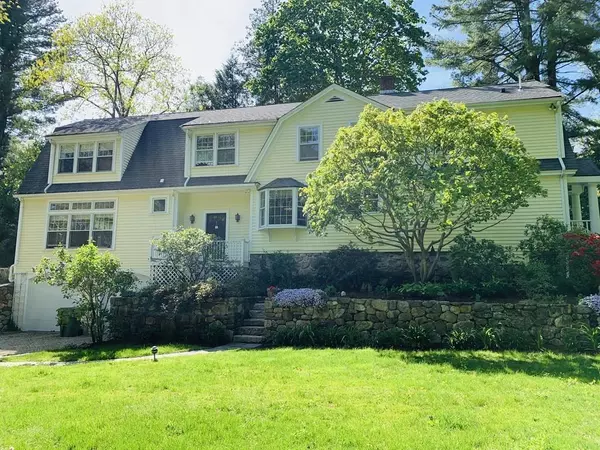 40 Chestnut, Weston, MA 02493