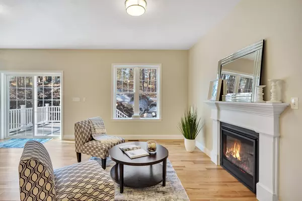 Northbridge, MA 01534,1861 Providence Road #1861