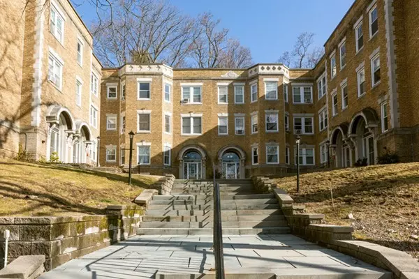 Brookline, MA 02446,21 Westbourne Ter #4
