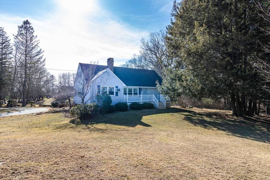 83 Sutton Road, Webster, MA 01570