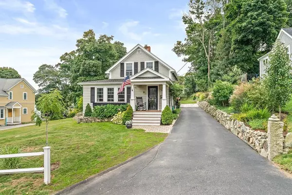 Cohasset, MA 02025,30 Norfolk Road