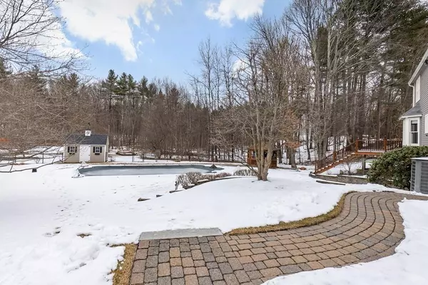 Pepperell, MA 01463,18 Ridge Rd