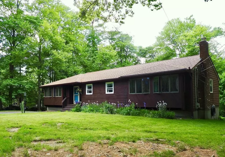 171 Wagon Trail, Hanson, MA 02341