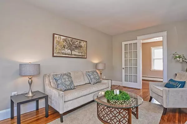 Holbrook, MA 02343,17 Norfolk Rd