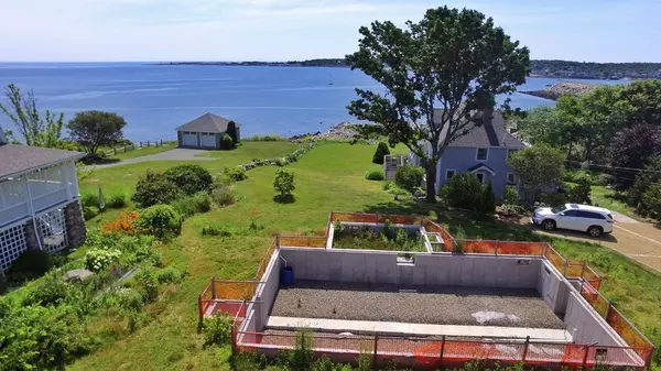 Rockport, MA 01966,113A Granite Street