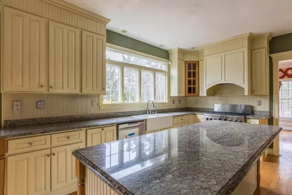 Bolton, MA 01740,13 Mount Wachusett Lane