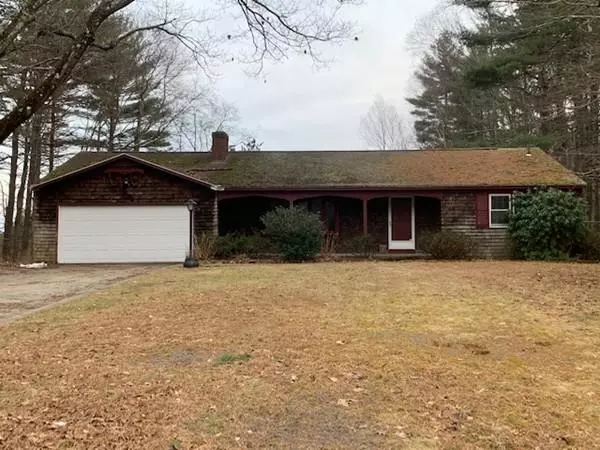 31 Brentwood Dr, Southbridge, MA 01550