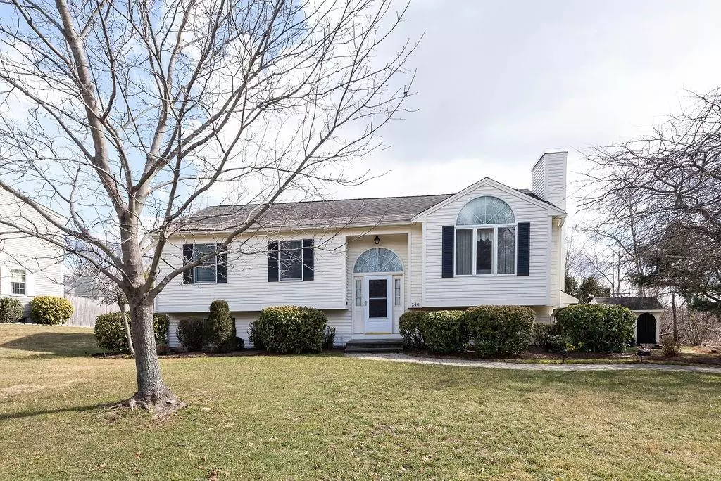 North Attleboro, MA 02760,240 Landry Ave