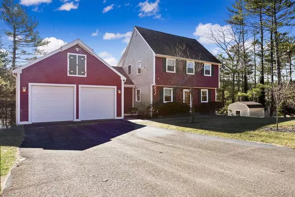 Carver, MA 02330,22 Cranberry Circle