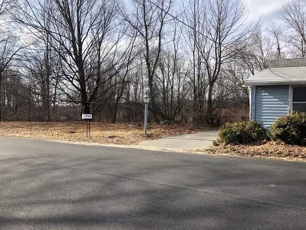 Lunenburg, MA 01462,410 Hollis Rd
