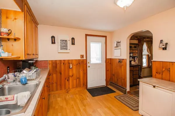 Southbridge, MA 01550,146 Highland St