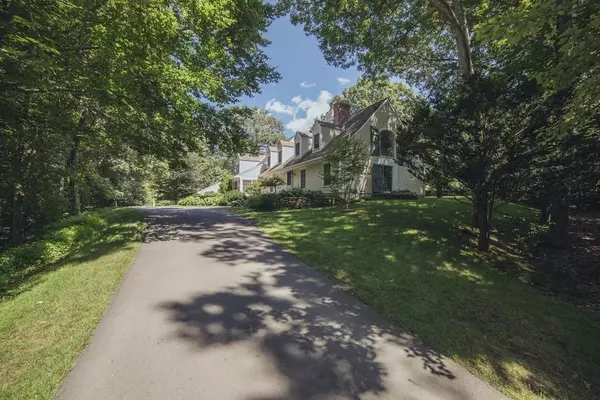 Hamilton, MA 01982,15 Don Byrne Way