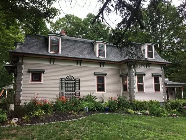 Acton, MA 01720,76 Maple Street