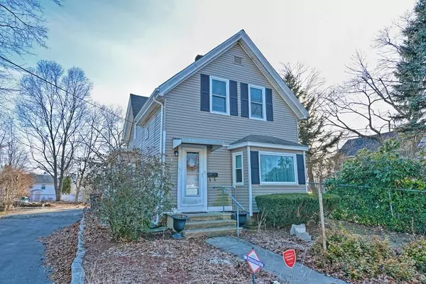 16 Trenton St, Brockton, MA 02301