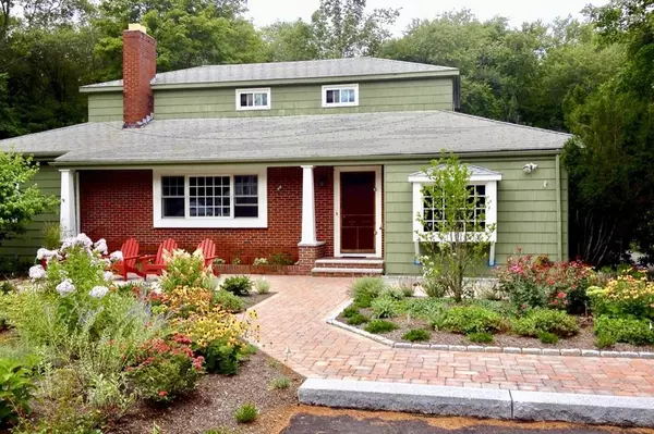 131 Mansfield St, Sharon, MA 02067