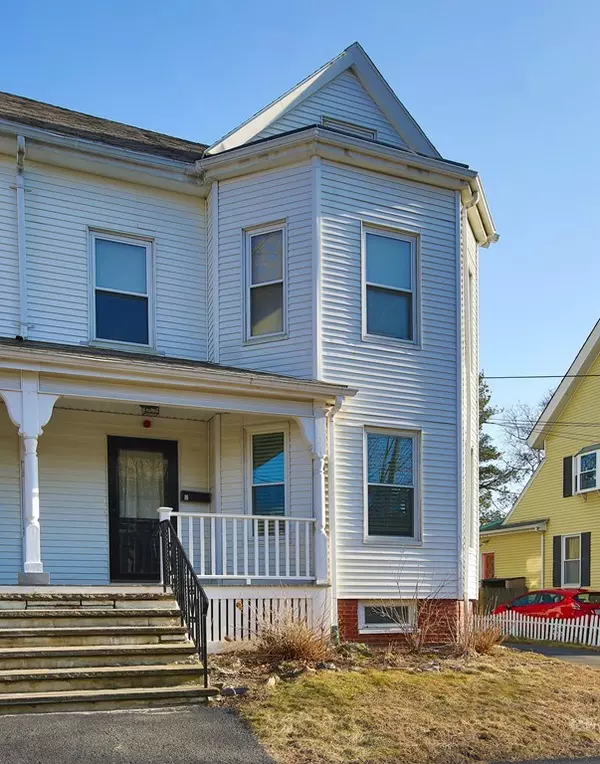 16 Washburn St #16, Watertown, MA 02472