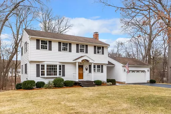 28 Ideal Avenue, Chelmsford, MA 01824