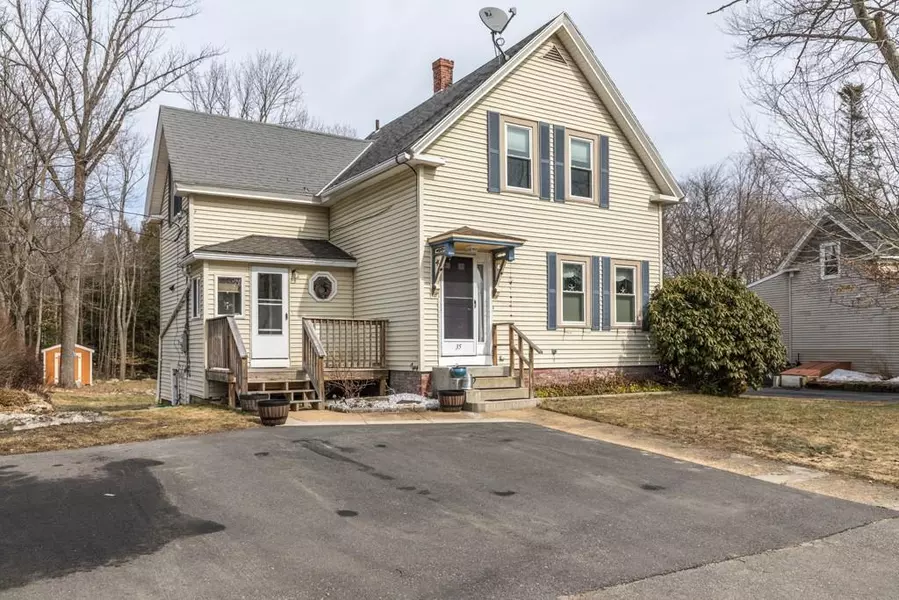 35 S. Main Street, Ashburnham, MA 01430