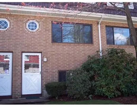 149 Farrwood Dr #149, Haverhill, MA 01835