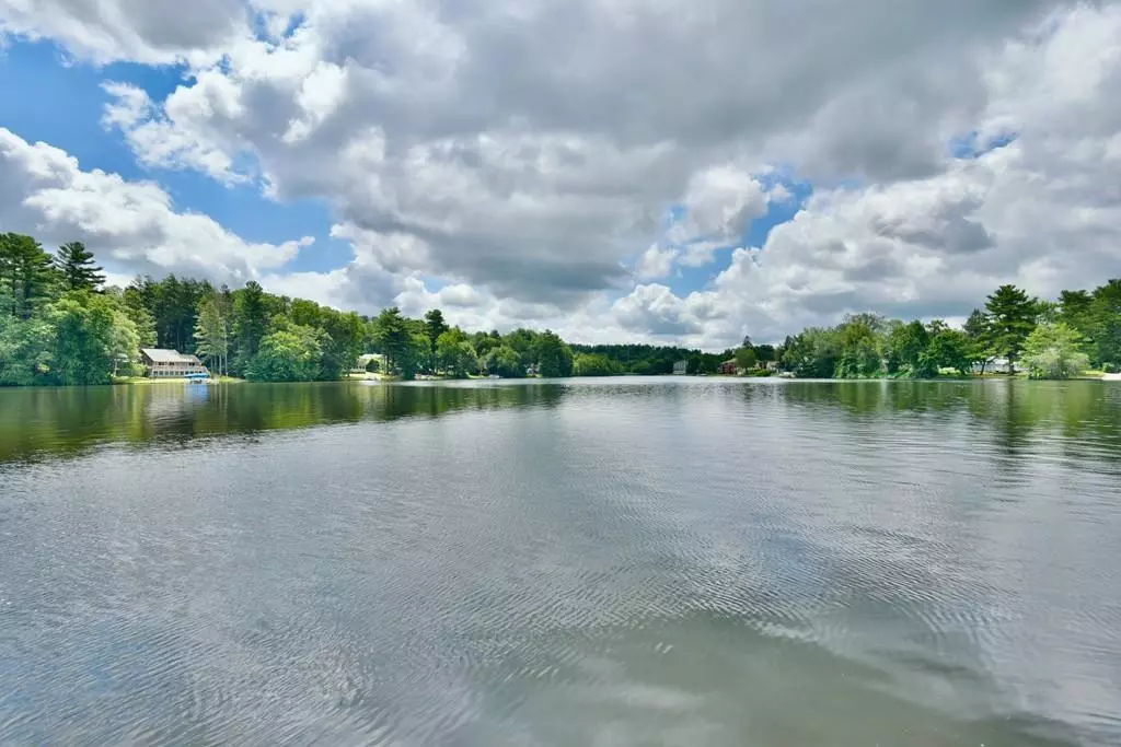 Sturbridge, MA 01566,33 Adams Rd