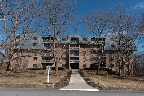 Shrewsbury, MA 01545,65 Commons Dr #207