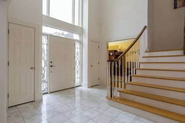 East Longmeadow, MA 01028,16 Stonehill Rd