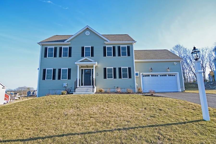 20 Glenside Dr, Blackstone, MA 01504