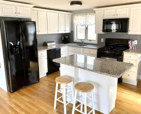 East Bridgewater, MA 02333,37 Old Bedford Rd