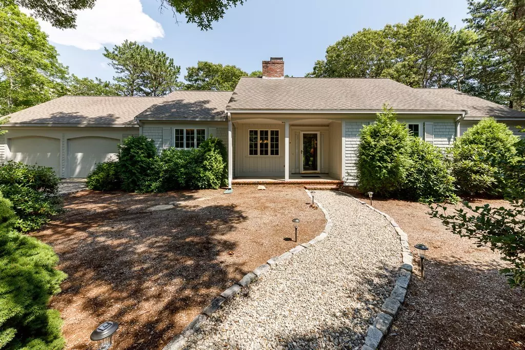 Mashpee, MA 02649,144 Glenneagle Drive