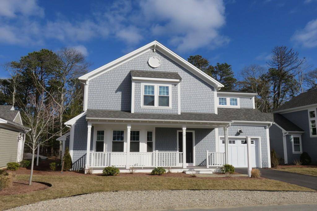 12 Cottage Lane, Mashpee, MA 02649