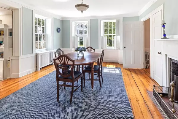 Hingham, MA 02043,20 Leavitt St
