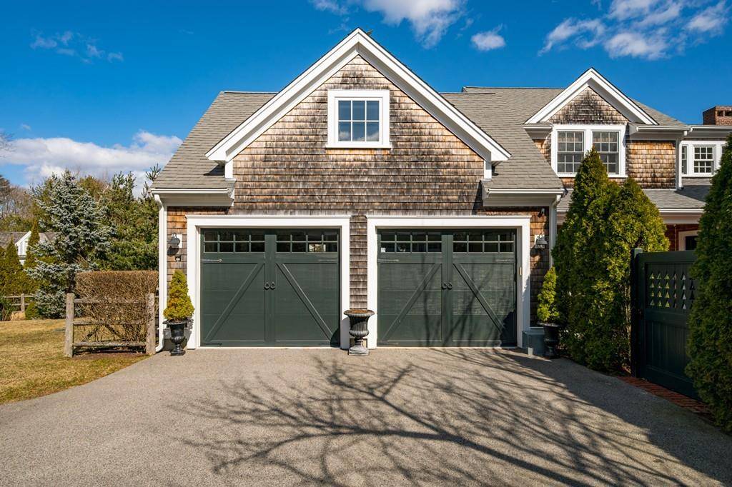 Duxbury, MA 02332,422 Washington St
