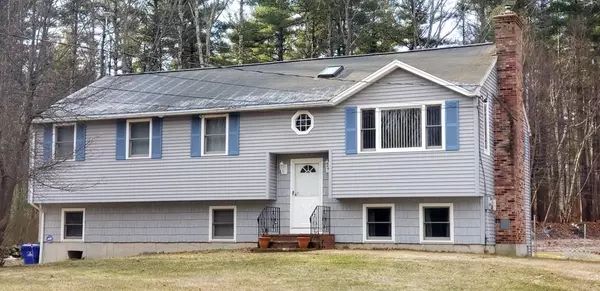 101 Gowing Rd, Hudson, NH 03051