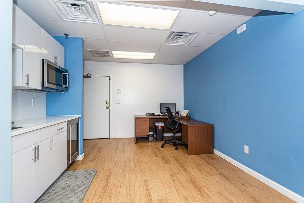 Woburn, MA 01801,3 Baldwin Green Cmn #310