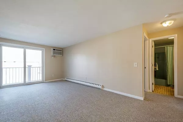 Boxborough, MA 01719,93 Leonard Rd #93