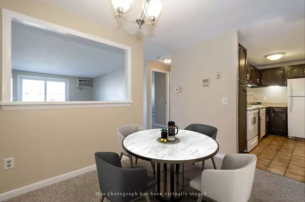 Boxborough, MA 01719,93 Leonard Rd #93