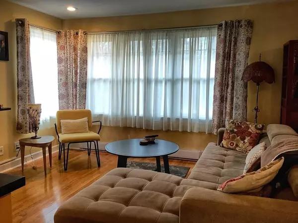 Sturbridge, MA 01566,58 New Boston