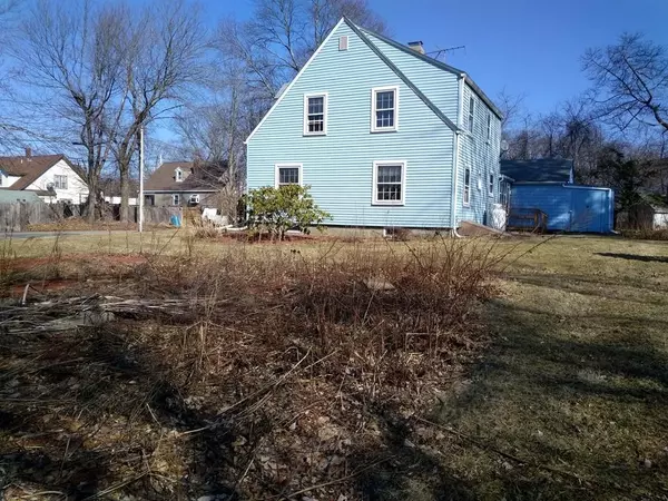 Millbury, MA 01527,14 Heather Ave