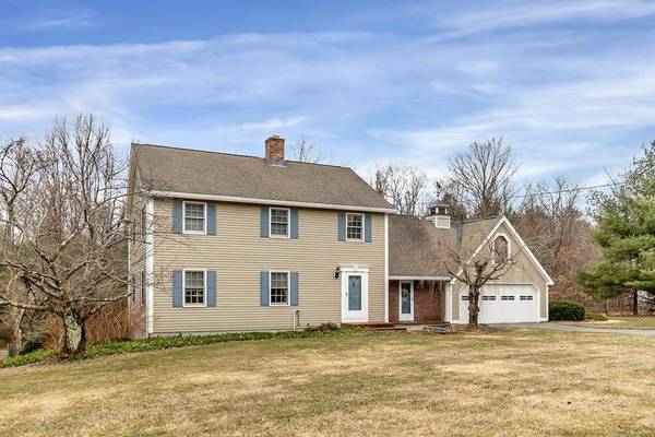 10 N Row Rd, Sterling, MA 01564