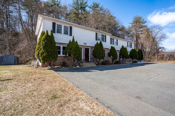 Westfield, MA 01085,720 Russell Rd #B