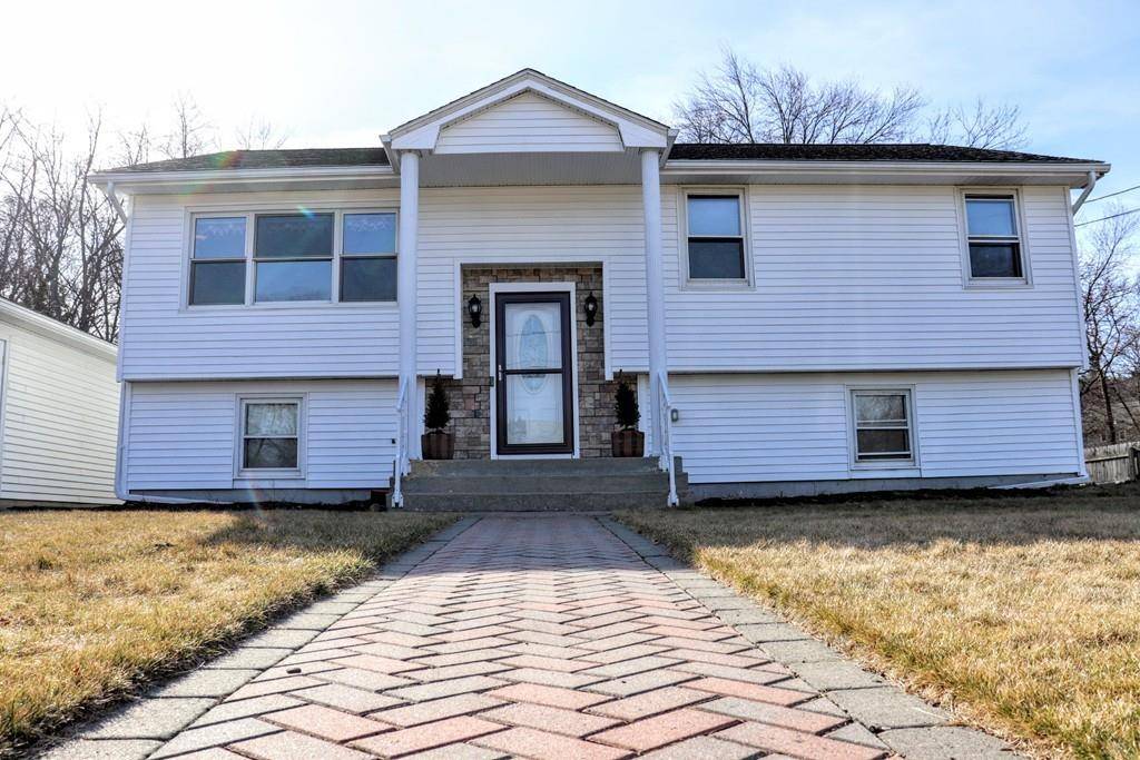5 Matson Ln, Millbury, MA 01527