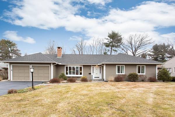 42 Laurel Lane, Longmeadow, MA 01106